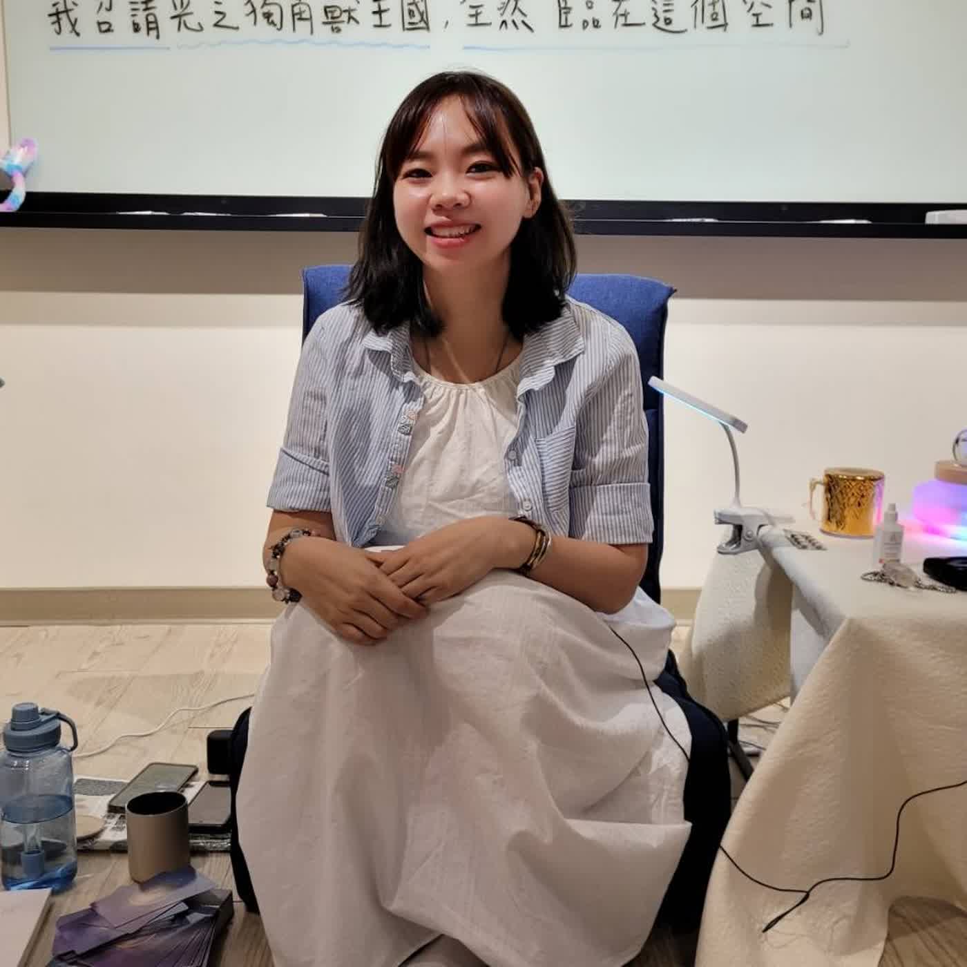 通靈少婦EGG的廣播室