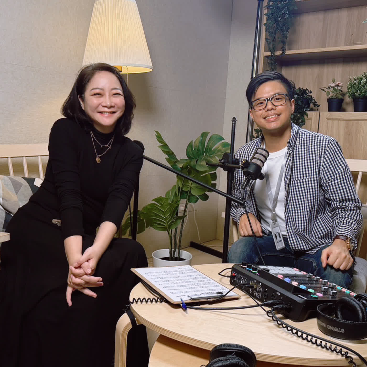 EP199|40歲負債3000萬，她如何靠房地產「包租代管」年營收破4億？ ft. 藍太太 (一方生活創辦人) 【威翰的商業茶水間】