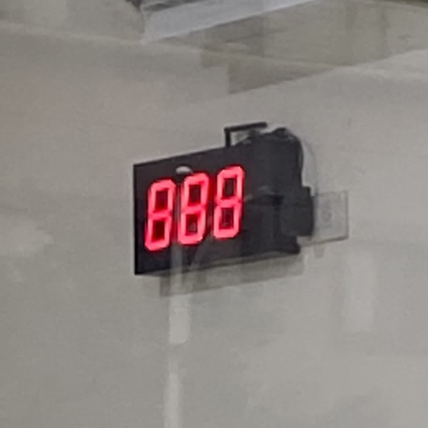 100｜〈占卜傳訊〉天使數字８８８（可自行累加）3.0。