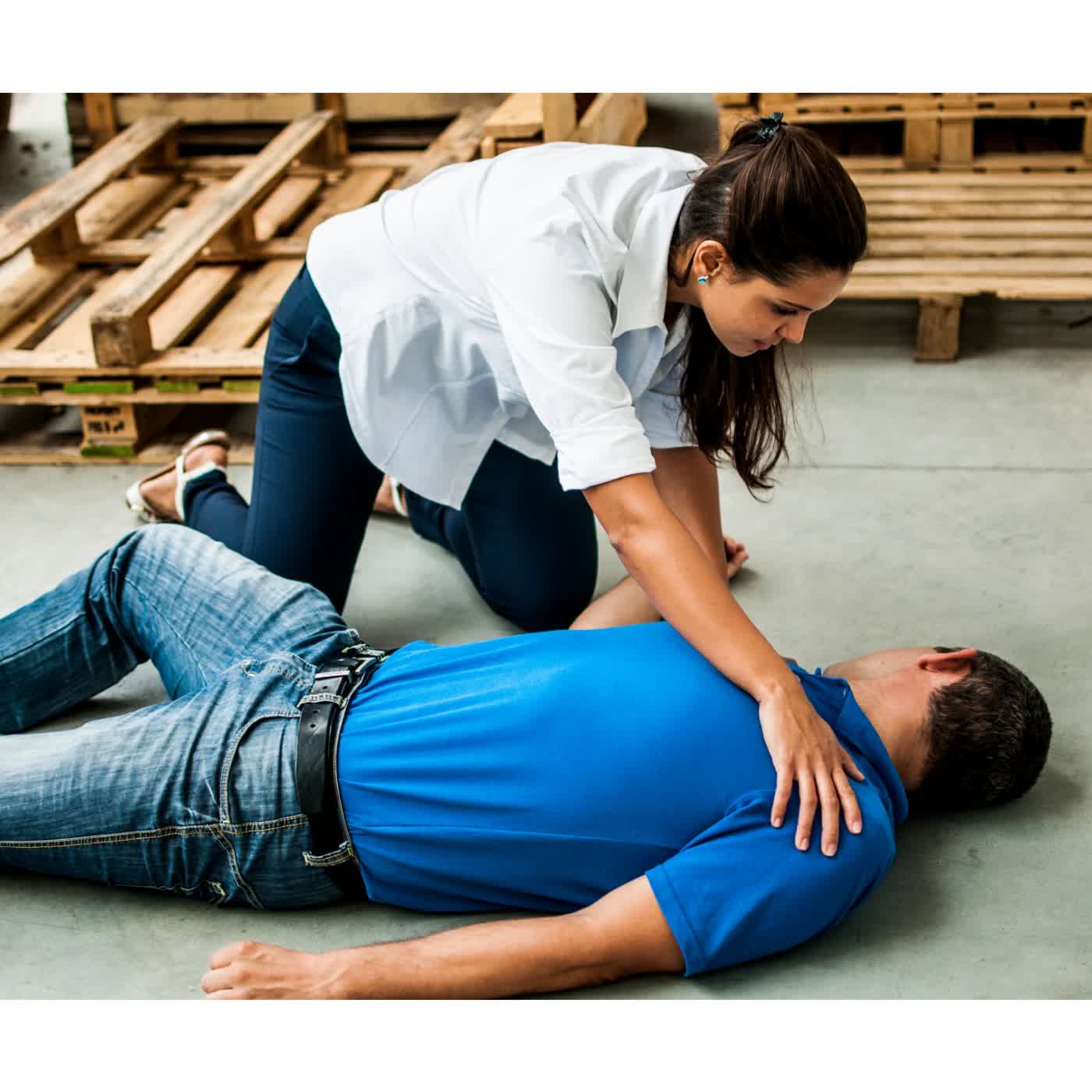 #204 勤務中心遇過的離奇故事？報案時能否保持冷靜的關鍵是？勤務中心派遣員-鍾舜為訪談特輯-中/消防生活，生活消防/ feat.鍾舜為