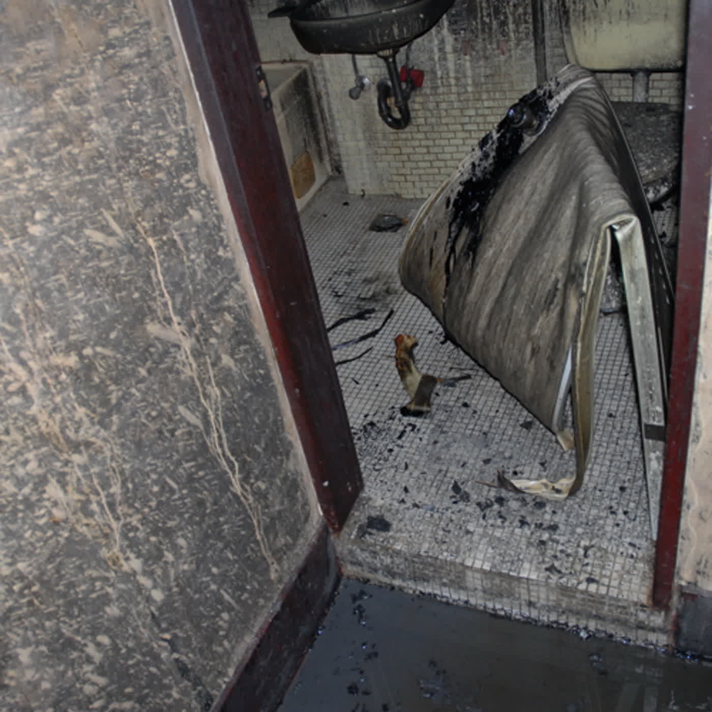 #97 火場求生迷思之三，火災時廁所會比較安全嗎？/消防生活，生活消防