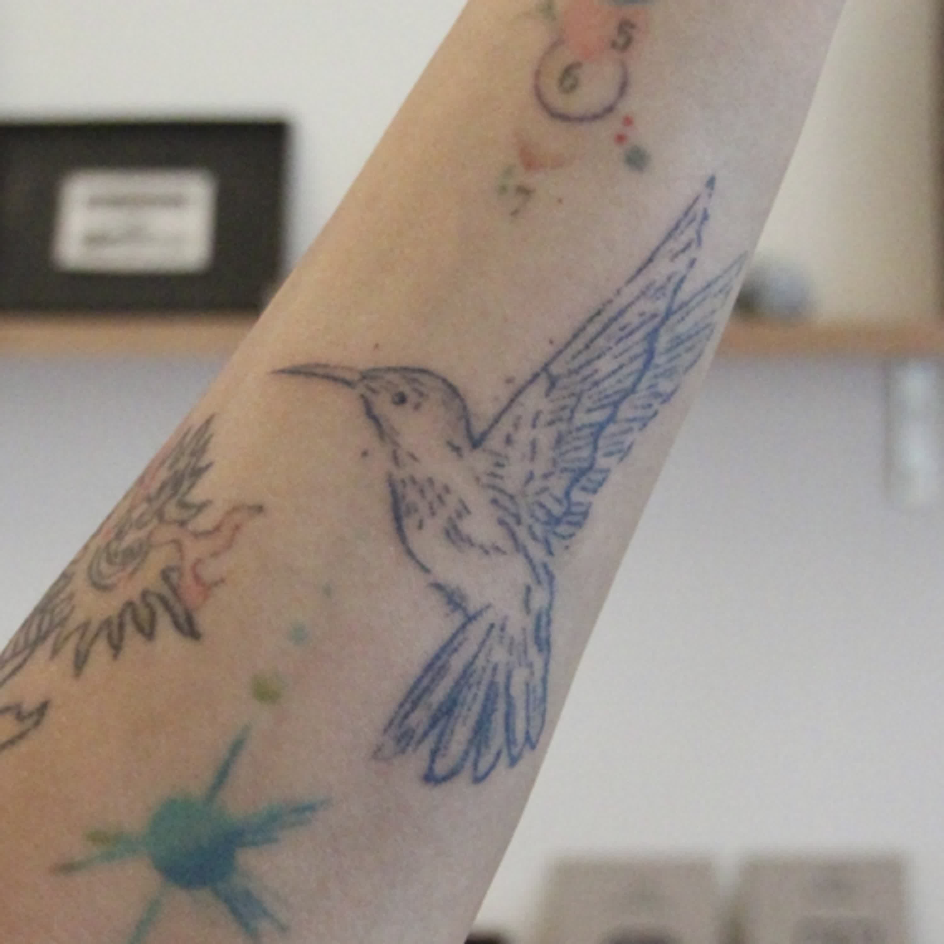 有幾種批判就有幾種解脫和刺青