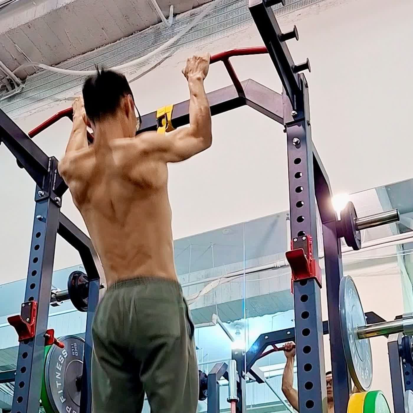 【S8E01】單槓一口氣22下 【S8E01】單槓一口氣22下