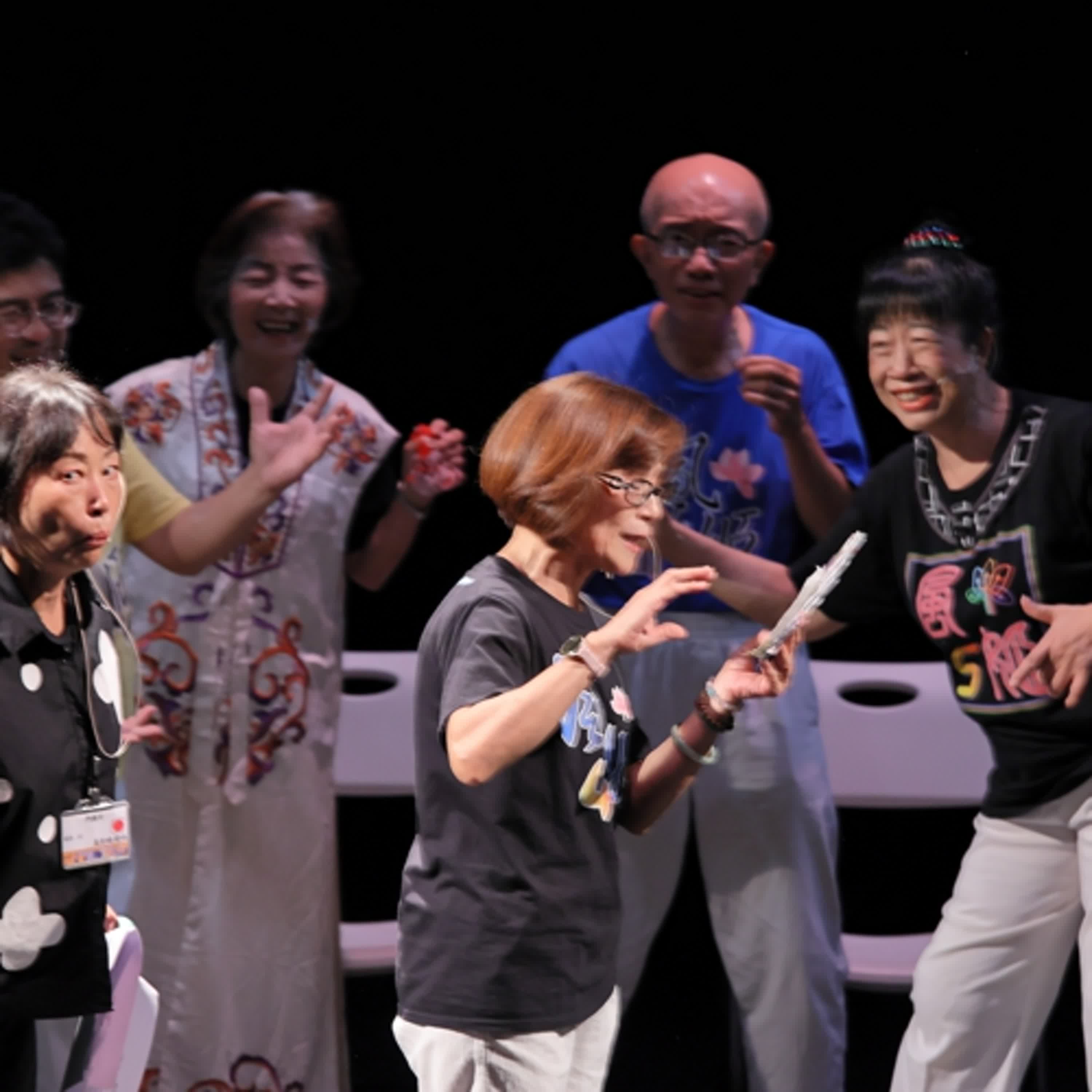 cover of episode 【寶島有意思】用戲劇鼓勵樂齡爺奶們享受生命！她創立全台最年長劇團，還帶他們登上台北藝穗節舞台│主持人賴靜嫻 ft.灰非白銀髮創作劇團創辦人歐陽蓓
