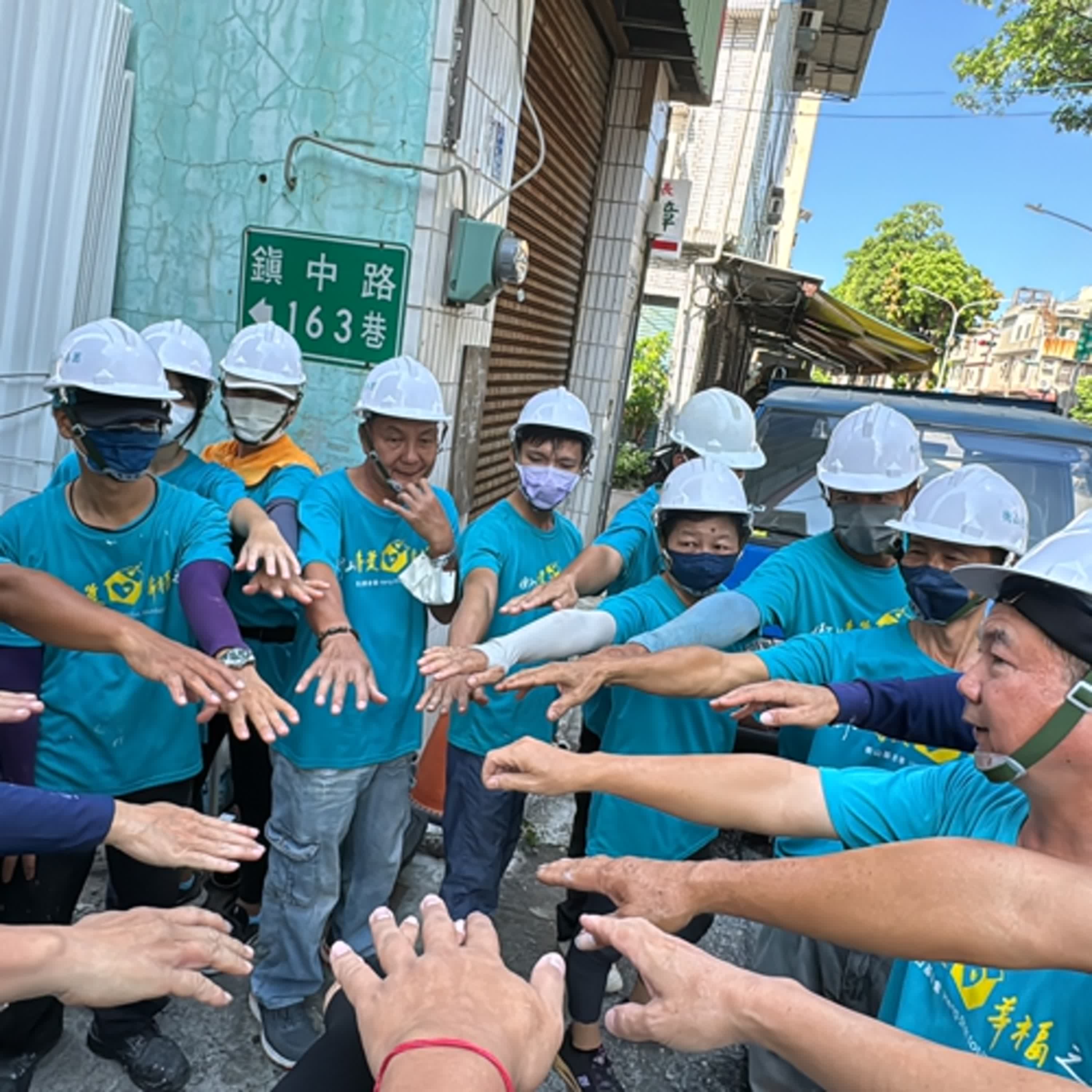 cover of episode 【寶島有意思】衡山行善團發願修繕破舊房屋，讓弱勢家庭遮風避雨的避風港│賴靜嫻 ft.  衡山行善團總幹事 袁研綾