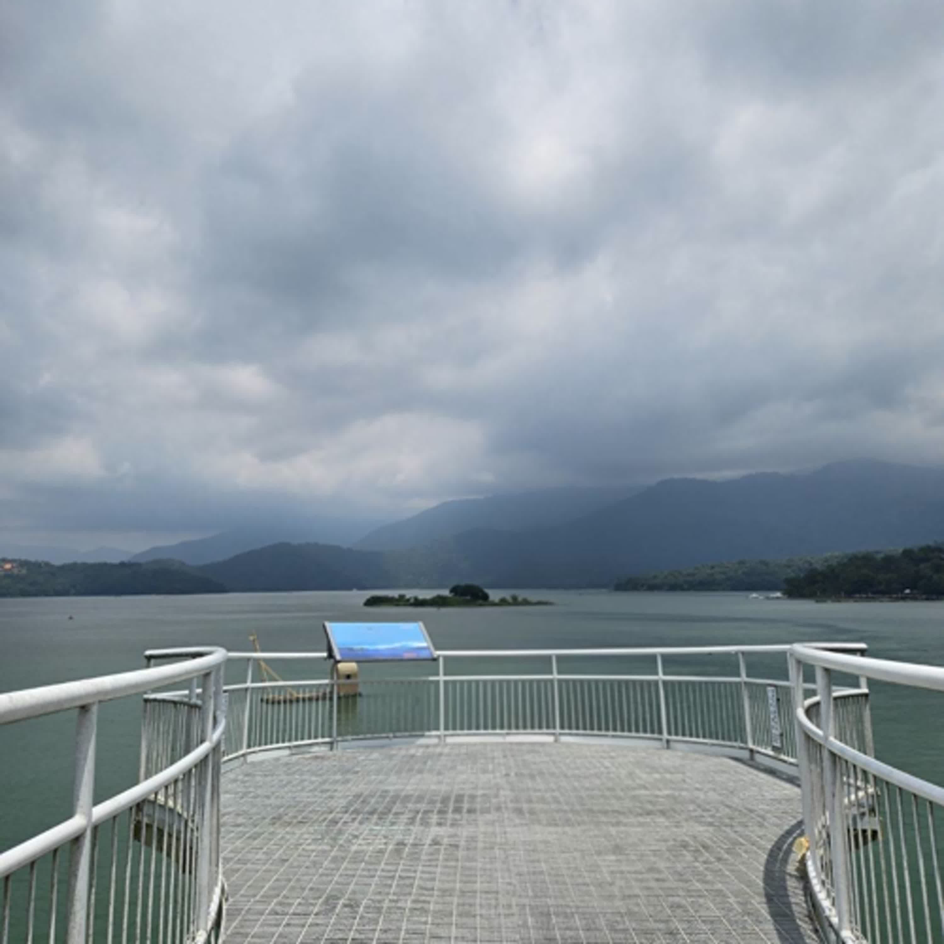 來去輕旅行│全球最美自行車道之一~日月潭向山段!│A Lin