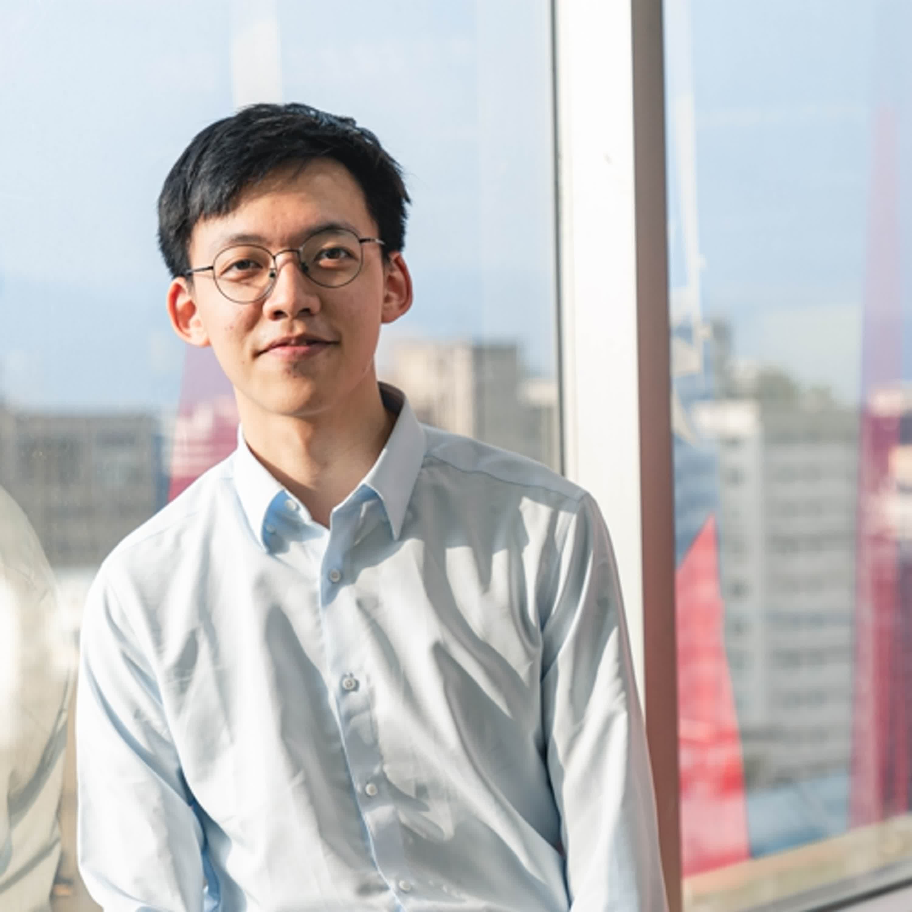 034 助選時如何發面紙也是一門學問 從實際參與中學習服務公眾 034 助選時如何發面紙也是一門學問 從實際參與中學習服務公眾