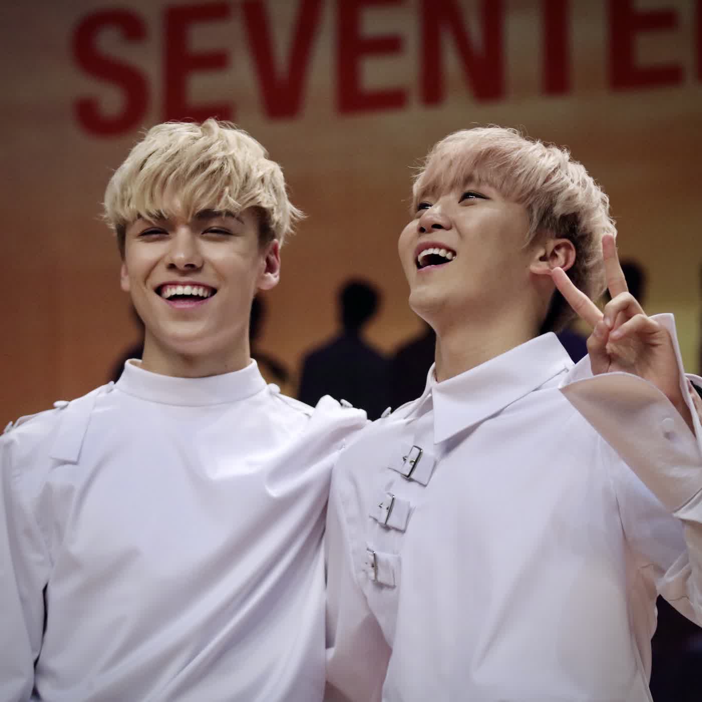 EP6|率寛CP來襲!98學的「床頭吵床尾和」日常 ft. 咩哩、傑洛米 EP6|率寛CP來襲!98學的「床頭吵床尾和」日常 ft. 咩哩、傑洛米