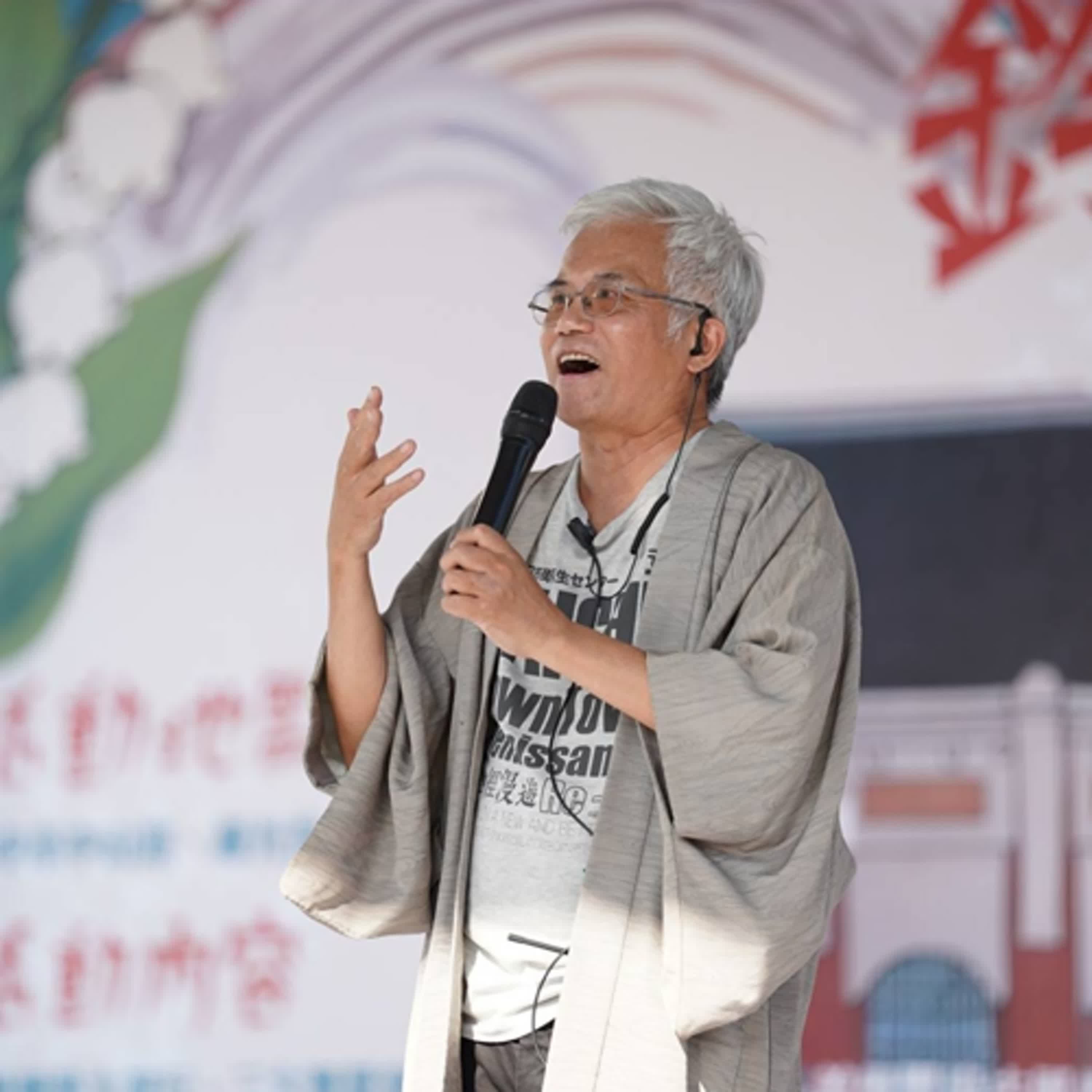 鈴蘭通前傳--蘇睿弼老師如何走入中城？