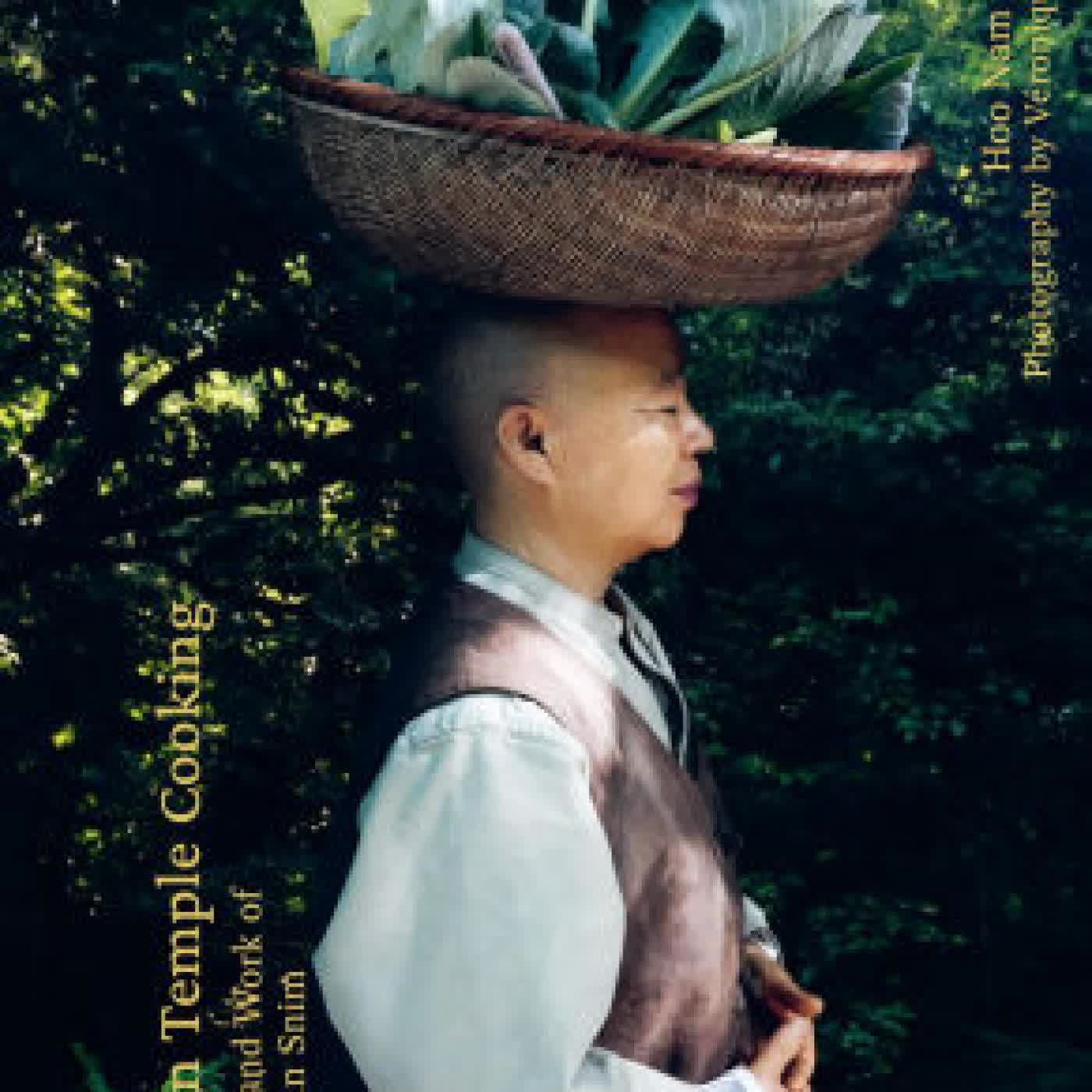 Korean Temple Cooking: Lessons on Life and Buddhism, with Recipes, the Life and Work of Jeongkwan Snim by Hoo Nam Seelmann, Veronique Hoegger on Iphone New Format
