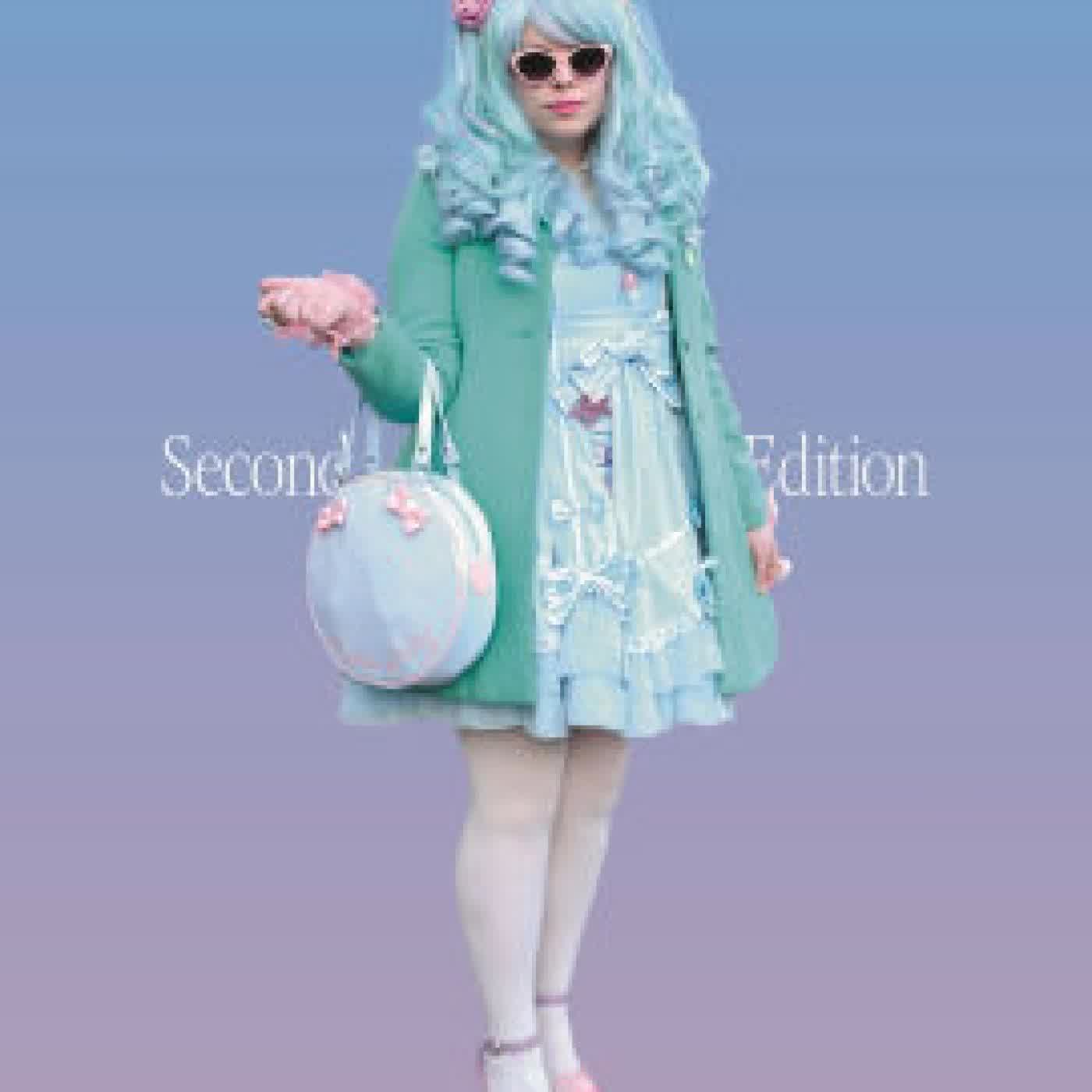 Read online: Fashioning Japanese Subcultures: Decentralization and Diversification as Neotribes by Yuniya Kawamura