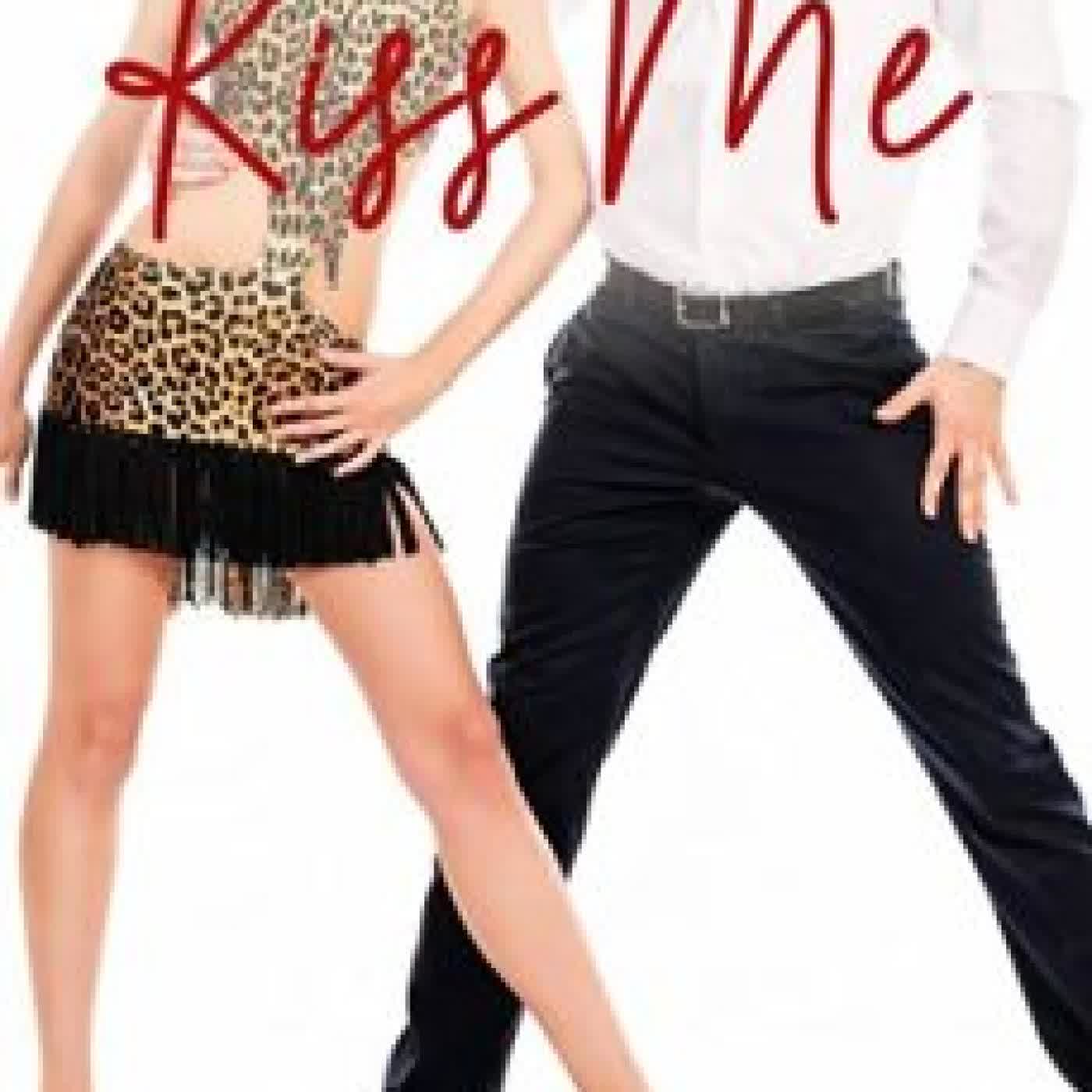 KISS ME SAGAN MORROW